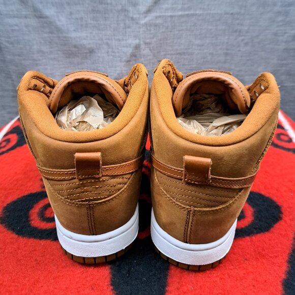 %Size 7 1/2 Women's Nike Dunk High Premium Pecan Brown White DX2044-200 A 14 - Picture 4 of 12